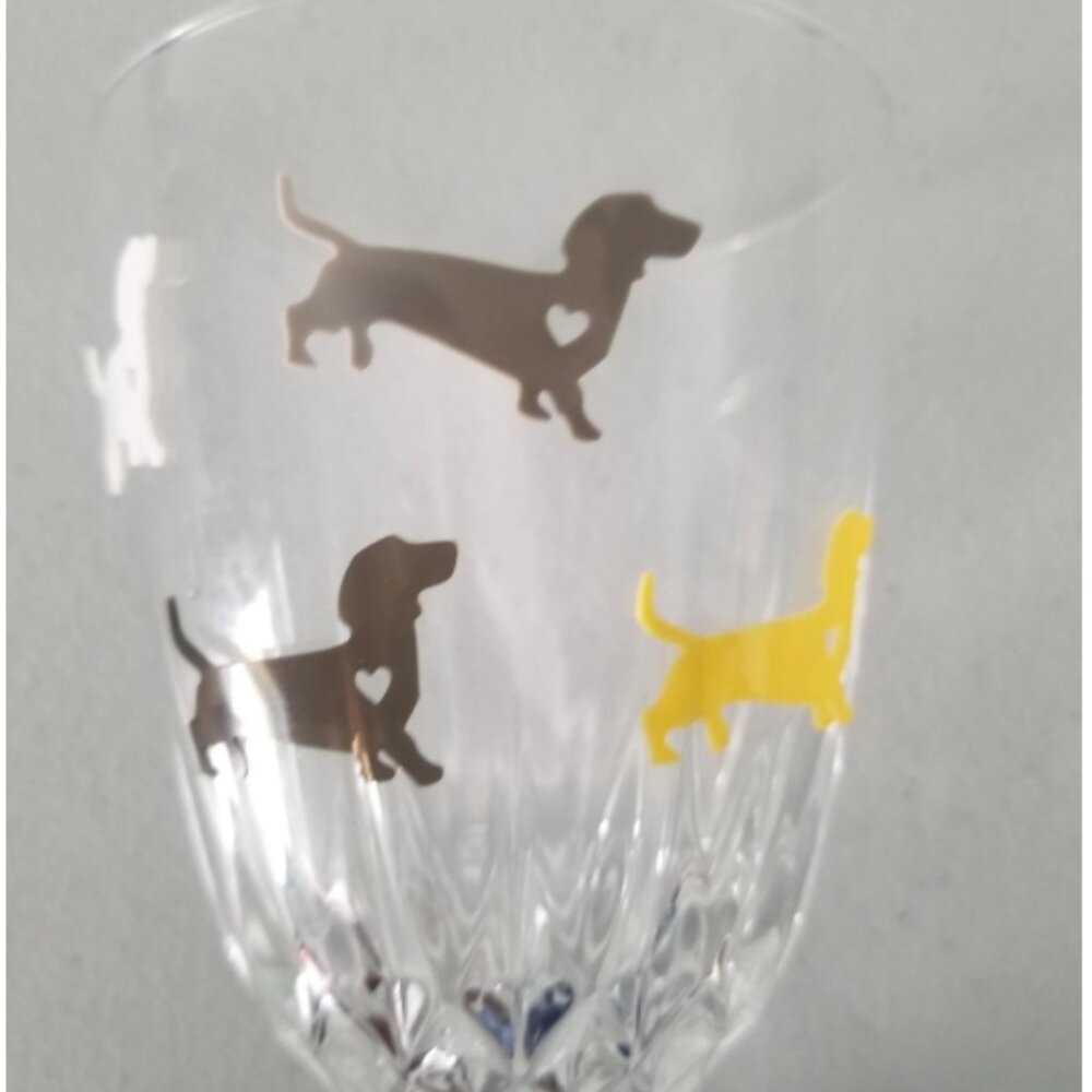 6pcs. Silicone Dachshund Self Adhesive Wine Marker Barware Glass Charm